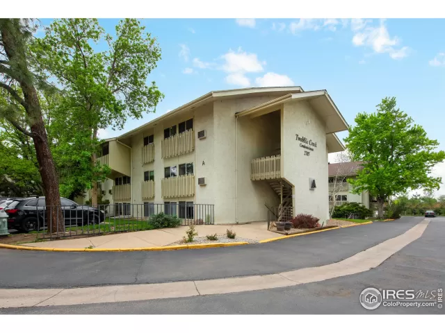 MLS: 966542 Condo For Sale