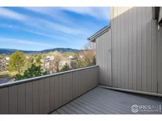 Photo #1: 966546 Listing