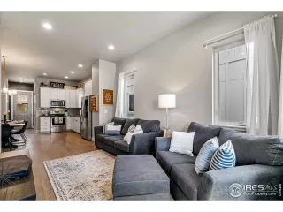 Photo #3: 966558 Listing