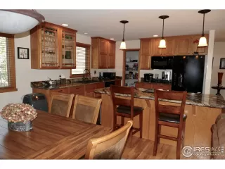 Photo #3: 966592 Listing