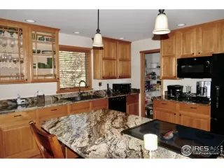 Photo #4: 966592 Listing