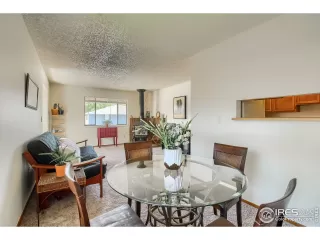 Photo #4: 966607 Listing