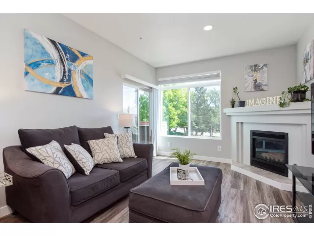 MLS: 966639 Condo For Sale