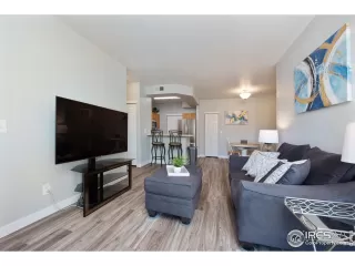 Photo #2: 966639 Listing