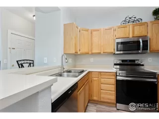 Photo #5: 966639 Listing