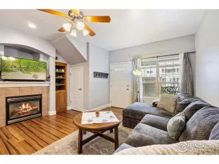 Photo #4: 966664 Listing