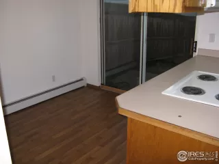 Photo #5: 966704 Listing