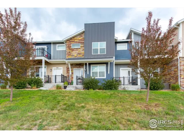 MLS: 966712 Condo For Sale