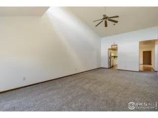 Photo #5: 966732 Listing