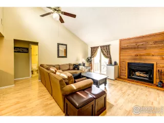 Photo #4: 966752 Listing