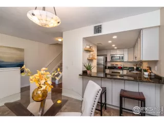 Photo #3: 966857 Listing 