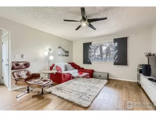 Photo #4: 966869 Listing