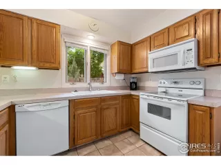 Photo #3: 966870 Listing