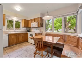 Photo #5: 966870 Listing