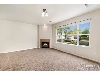 Photo #4: 966891 Listing