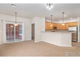 Photo #5: 966891 Listing