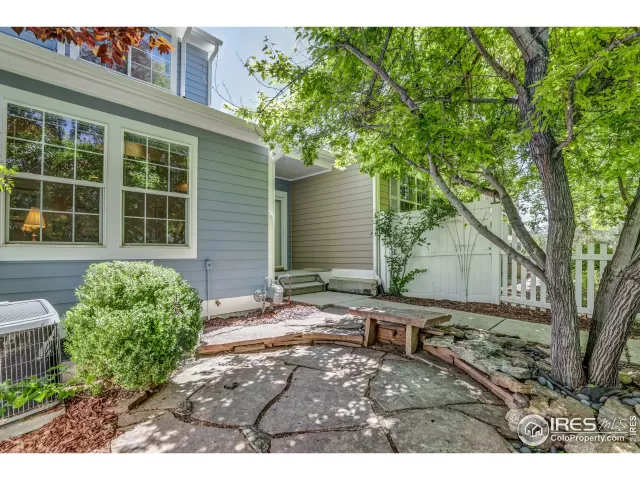 MLS: 966901 Condo For Sale