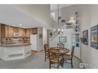 Photo #4: 966901 Listing 