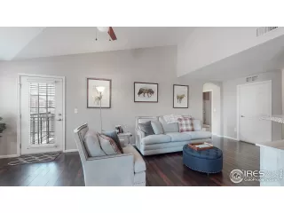 Photo #3: 967111 Listing