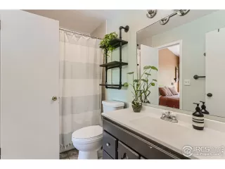 Photo #6: 967121 Listing 