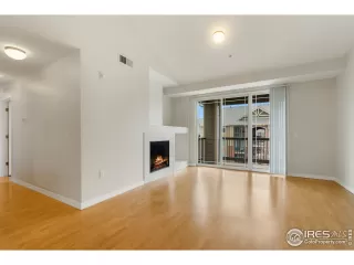 Photo #2: 967131 Listing