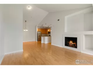 Photo #4: 967131 Listing