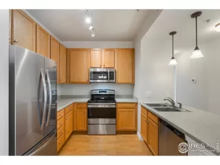 Photo #6: 967131 Listing