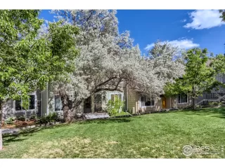 Photo #3: 967140 Listing