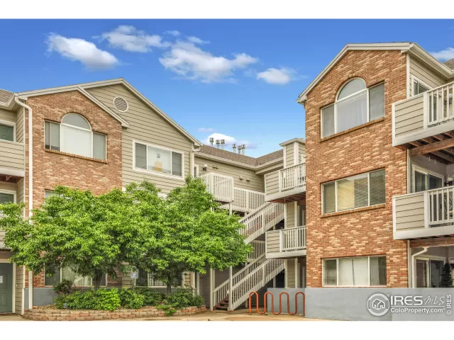 MLS: 967143 Condo For Sale