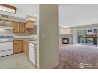 Photo #6: 967143 Listing