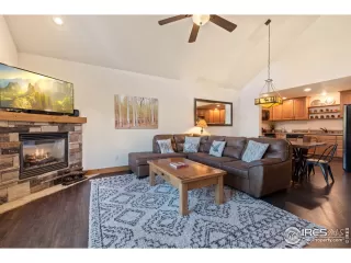 Photo #2: 967194 Listing