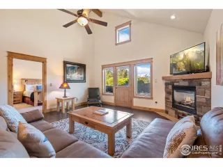 Photo #3: 967194 Listing