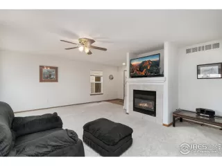 Photo #4: 967196 Listing