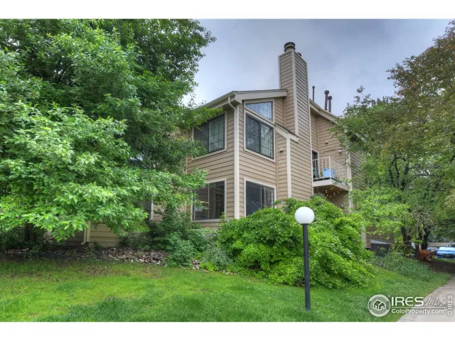 MLS: 967221 Condo For Sale