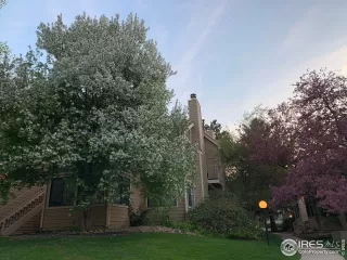 Photo #2: 967221 Listing