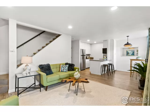 MLS: 967235 Condo For Sale