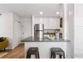 Photo #5: 967235 Listing