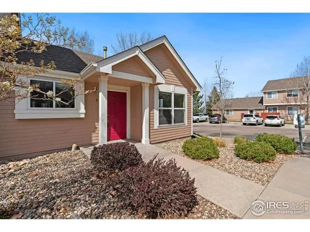 MLS: 967243 Condo For Sale