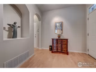 Photo #6: 967254 Listing