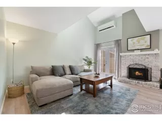 Photo #5: 967287 Listing 