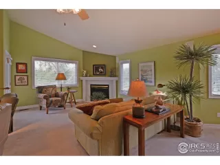 Photo #6: 967298 Listing