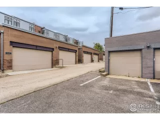 Photo #5: 967327 Listing