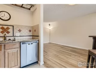 Photo #6: 967331 Listing