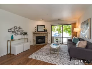 Photo #5: 967339 Listing 