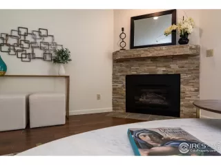 Photo #6: 967339 Listing 