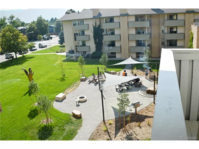 MLS: 9673406 Condo For Sale