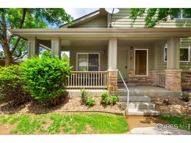 MLS: 967346 Condo For Sale