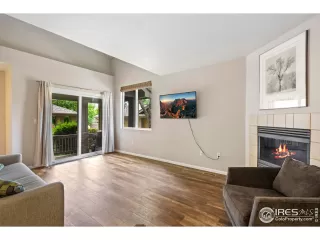 Photo #3: 967346 Listing
