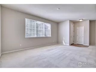 Photo #5: 967359 Listing