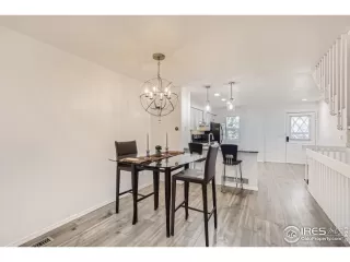 Photo #6: 967418 Listing 